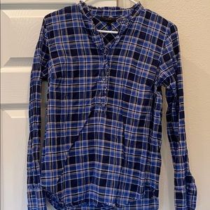J Crew Women’s Button-Down Shirt